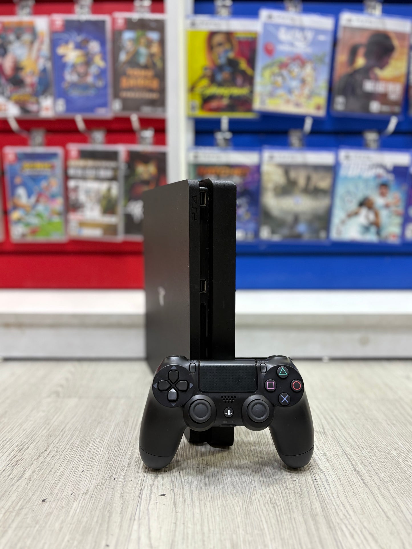PlayStation 4 Slim 1TB