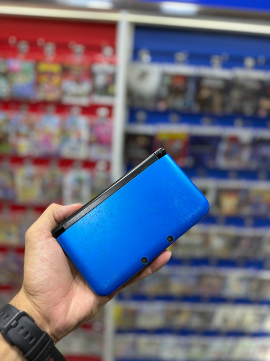 Nintendo 3DS XL + Chipeo + Juegos